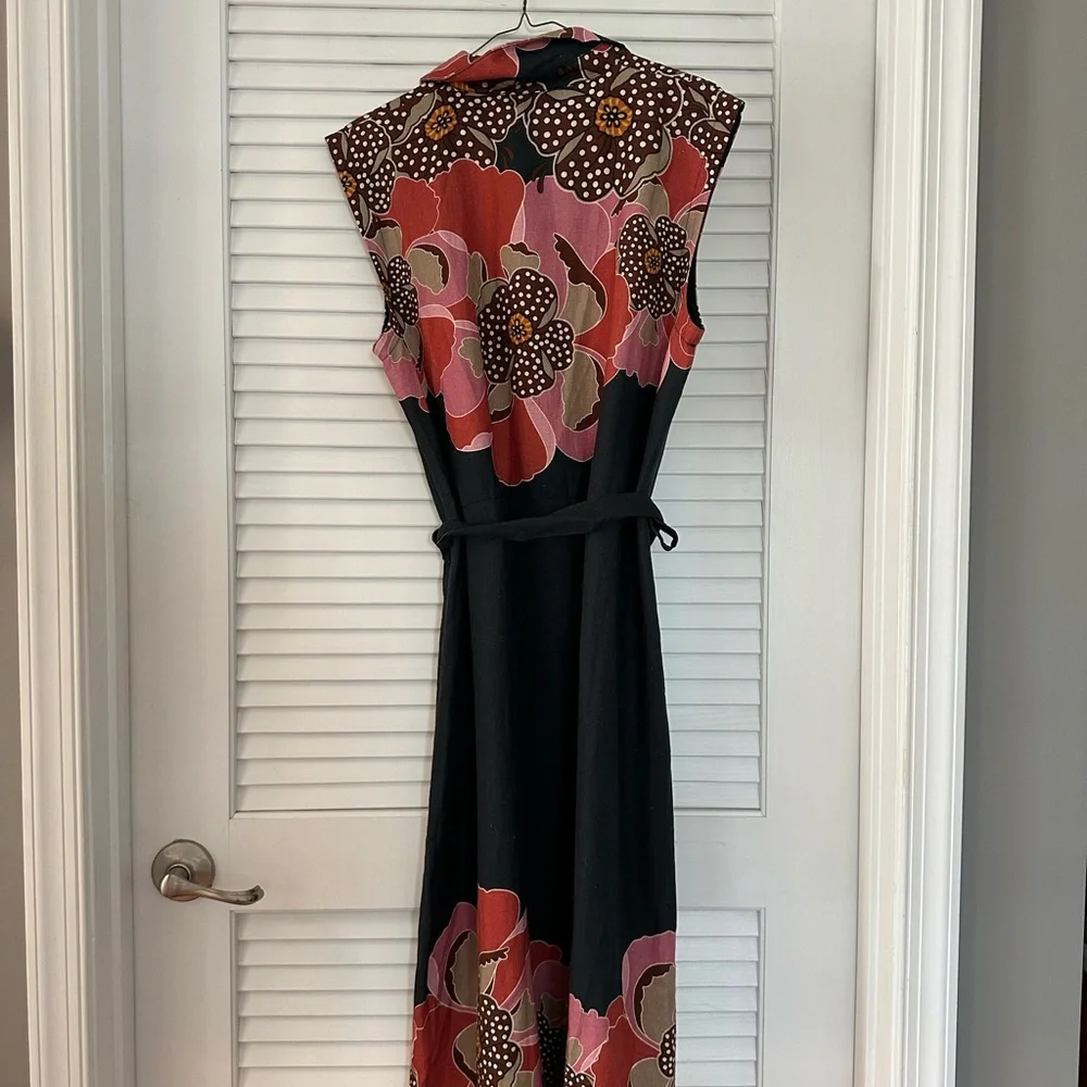 NWOT Magari (Made in Italy)  Floral Sleeveless Dress - multi colored - Picture 2 of 10